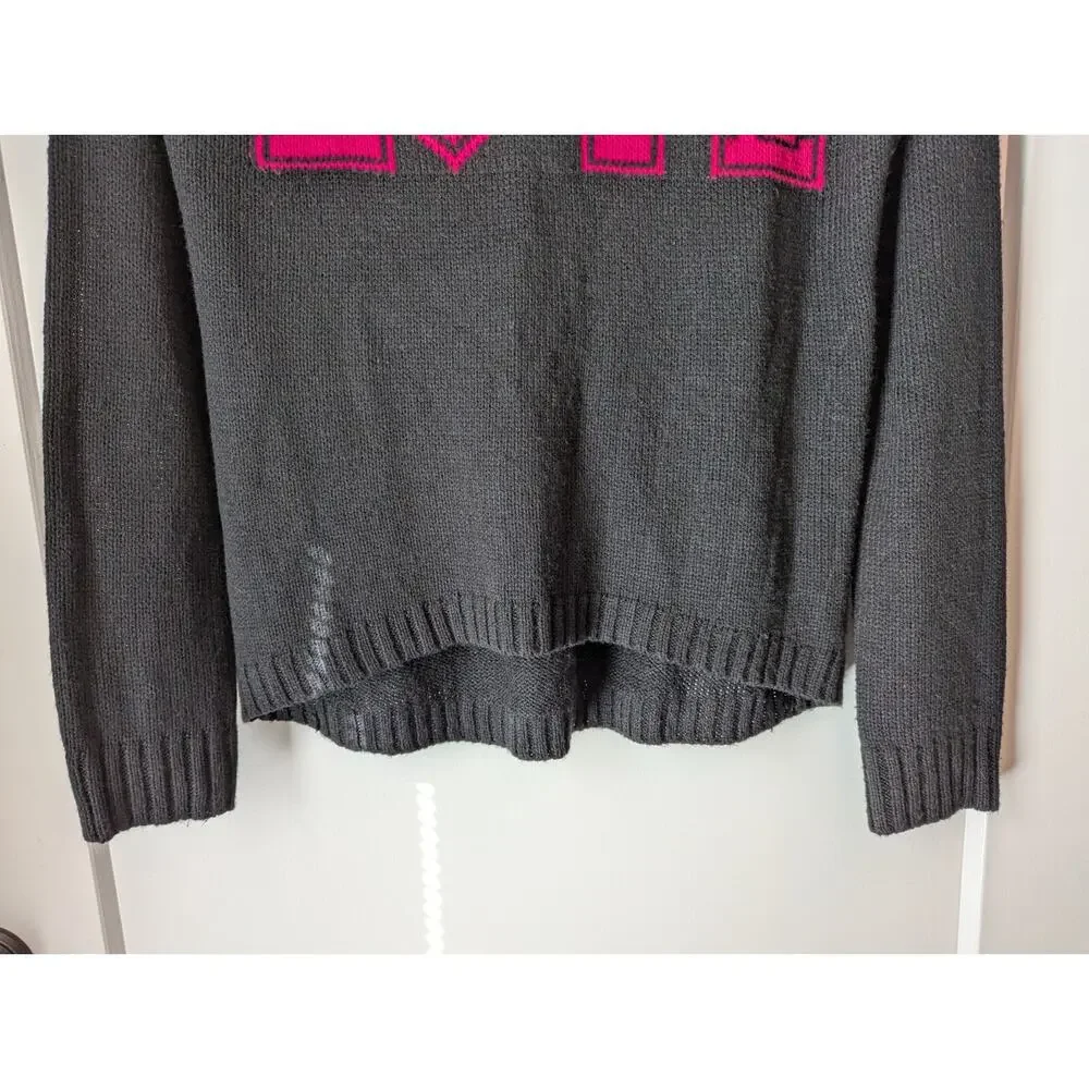 L.E.I. Vtg. Y2K Large Jr. High Low Sweater Black Hot Pink LOVE Preppy Spellout